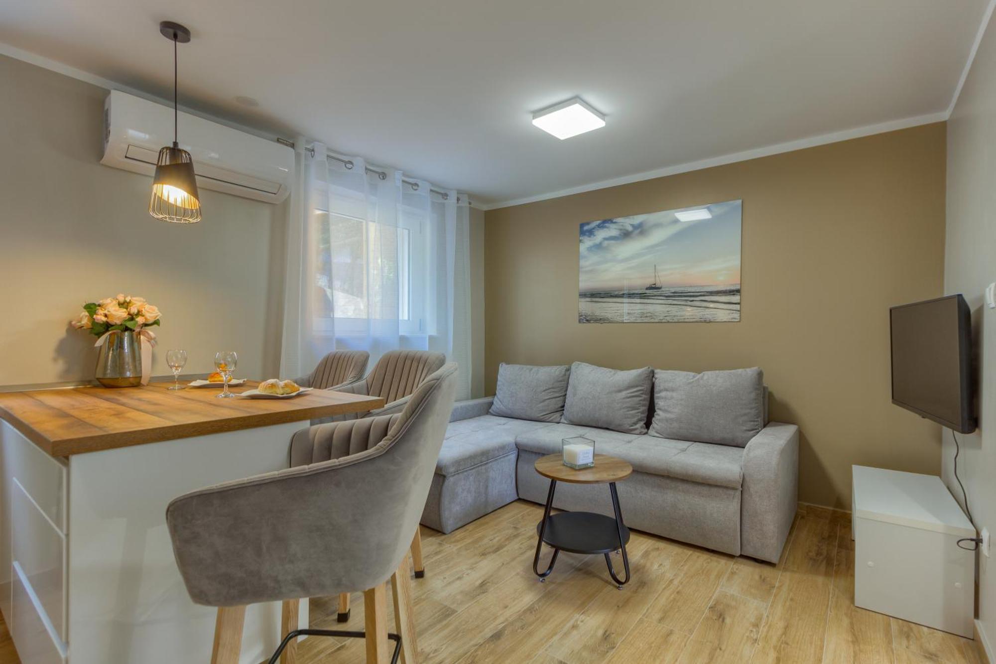 Apartments Pepa Podstrana Room photo